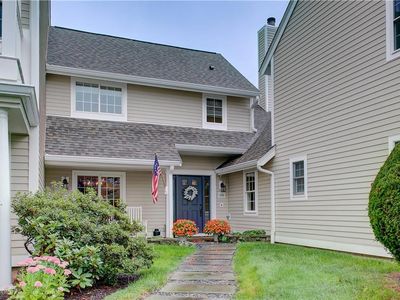 516 Corey Ln, Middletown, RI, 02842