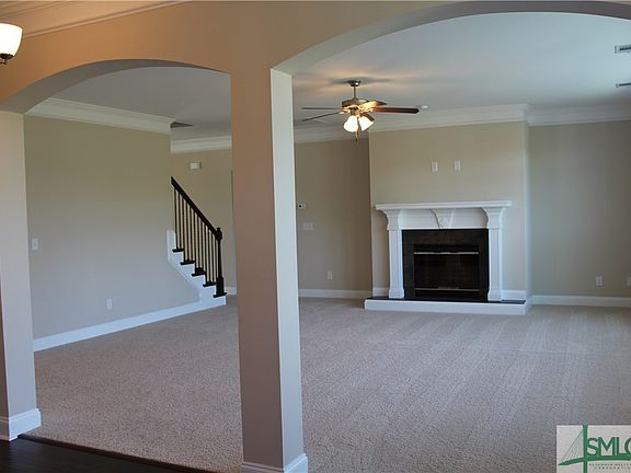 2nd image of 136 Clover Pointe Circle