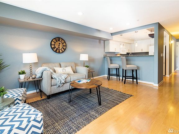 5th image of 315 E Park St APT 18