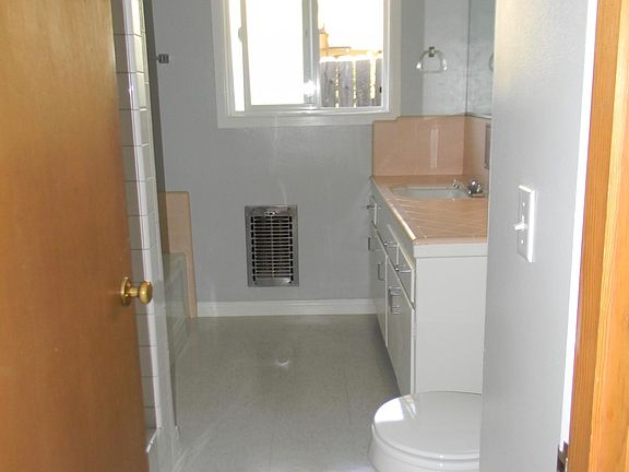 3rd image of 326 W Puente St