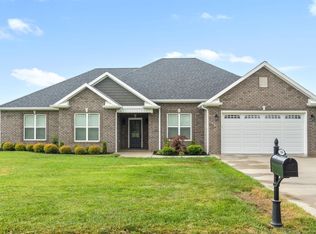 1106 Peachtree Pl, Hopkinsville, KY 42240