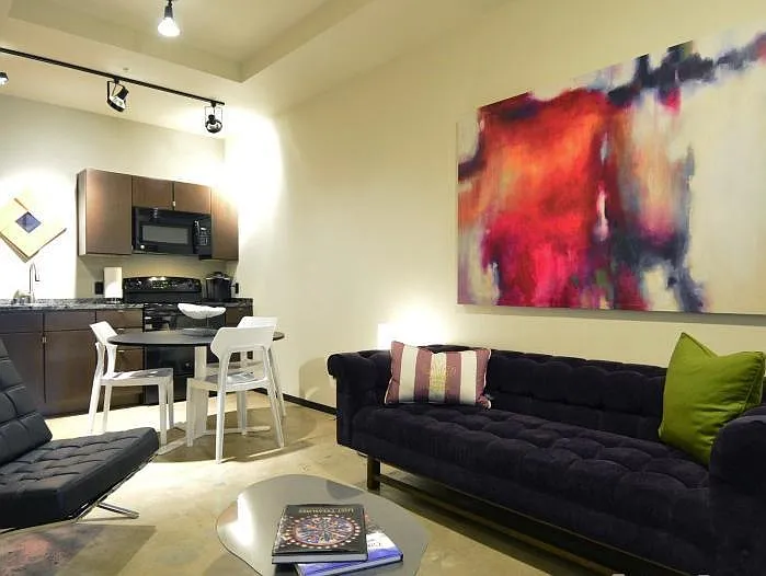 Lone Star Gas Lofts II — Photo 32