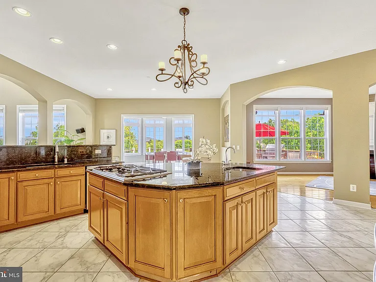 22374 Dolomite Hills Dr — Photo 17
