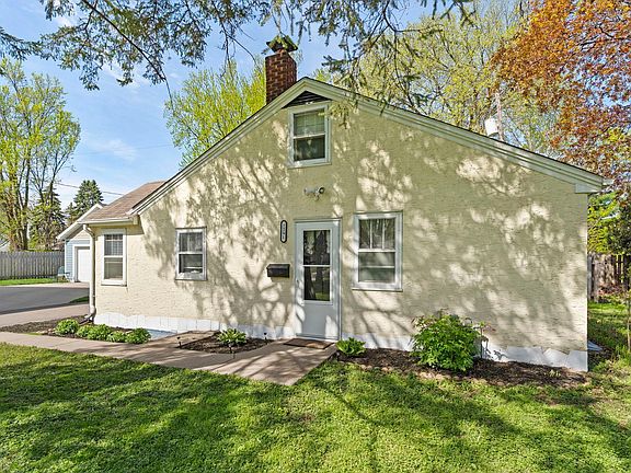 4th image of 1291 Mackubin St