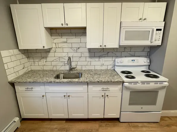 1317 Adams Ave APT 4, Dunmore, PA 18509