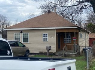 2713 NW 23rd St, Fort Worth, TX 76106