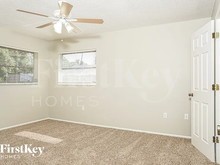 14500 Ransom Ave — Photo 10