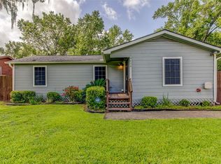 8414 Snowden St, Houston, TX 77028