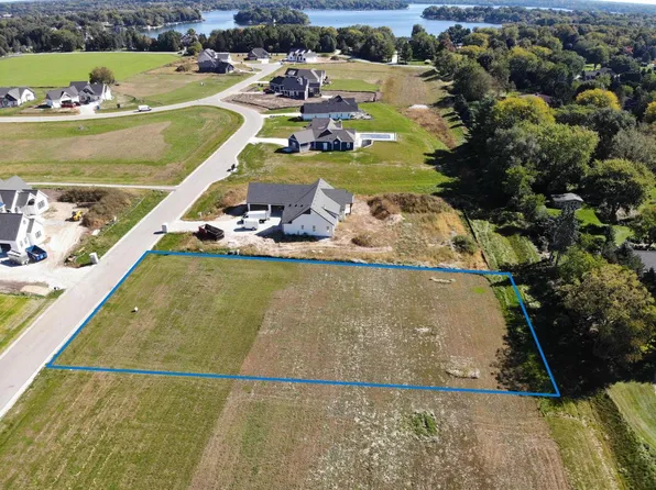 N62W35631 DOOLAN DRIVE #Lt43, Oconomowoc, WI 53066