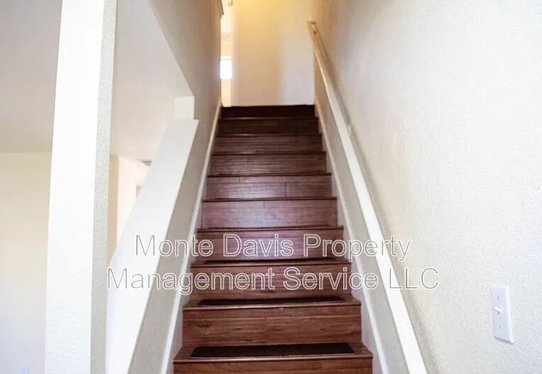 505 Shant St — Photo 9