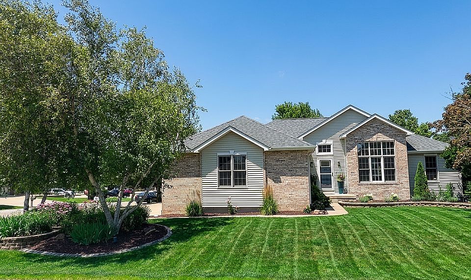 1st image of 901 Barbara Dr