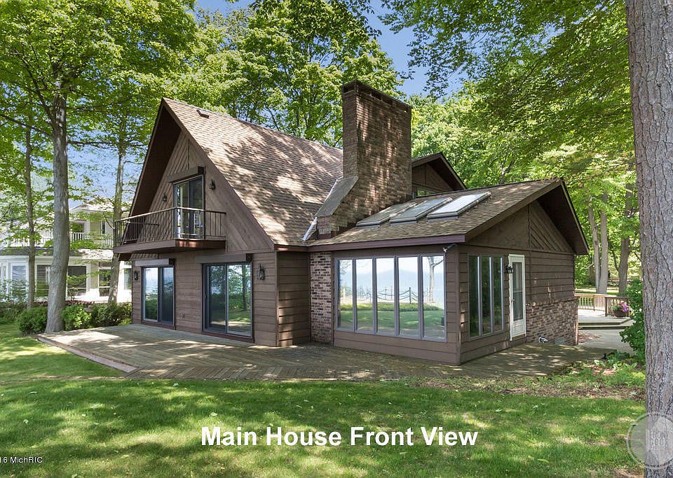 1st image of 3017 N Lakeshore Dr