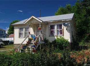 618 Wapato Way, Manson, WA 98831