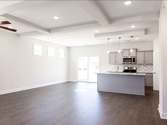 3rd image of 485 Ayden Ln