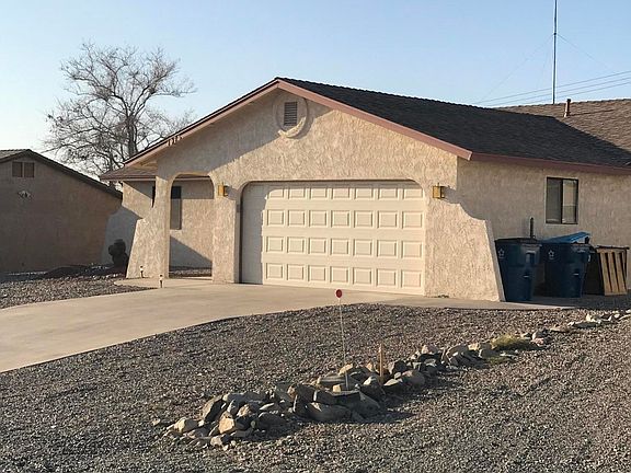 3rd image of 1975 Mimosa Dr