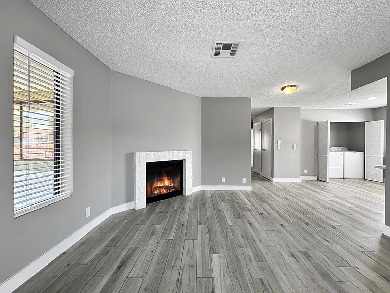6743 W Charleston Blvd #4 — Photo 6
