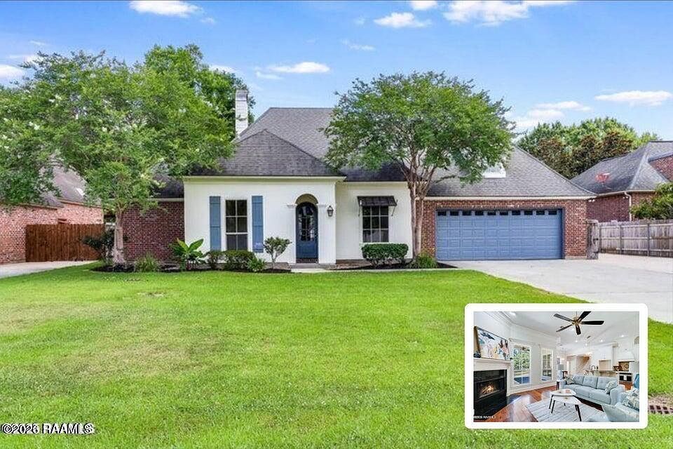 1st image of 117A Maple Grove Ln