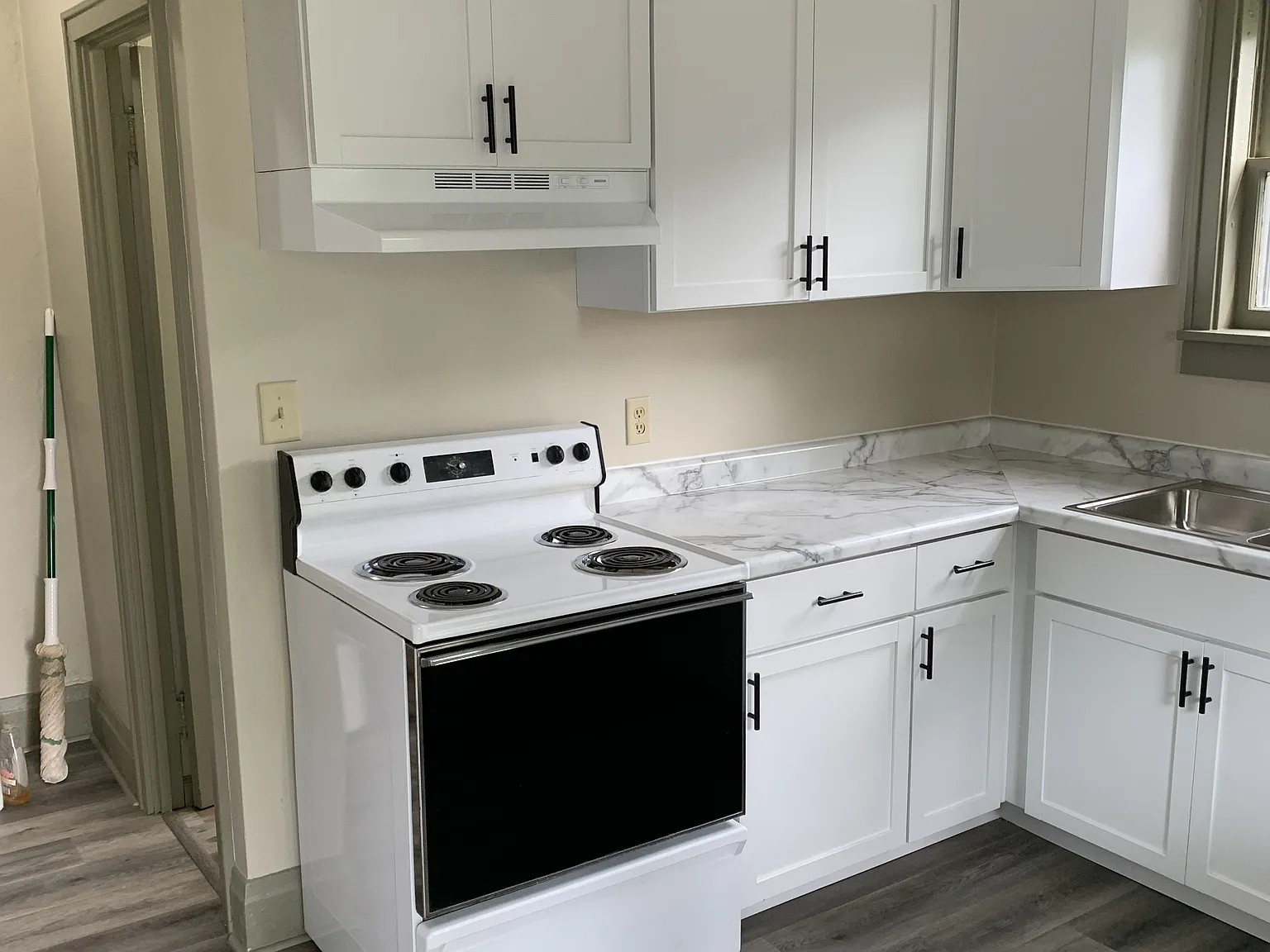 2 bed, 850 sqft, $1,000 — Photo 3