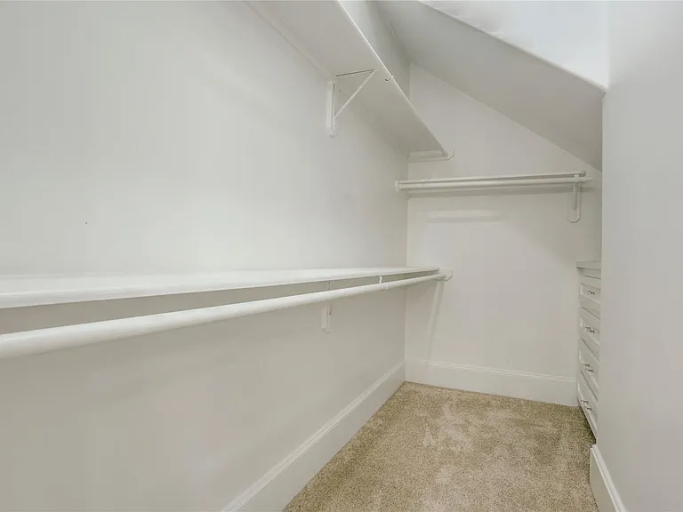 22926 Haven Field Ct — Photo 24
