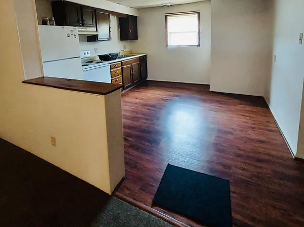 108 Farragut Ave #B, Vandergrift, PA 15690