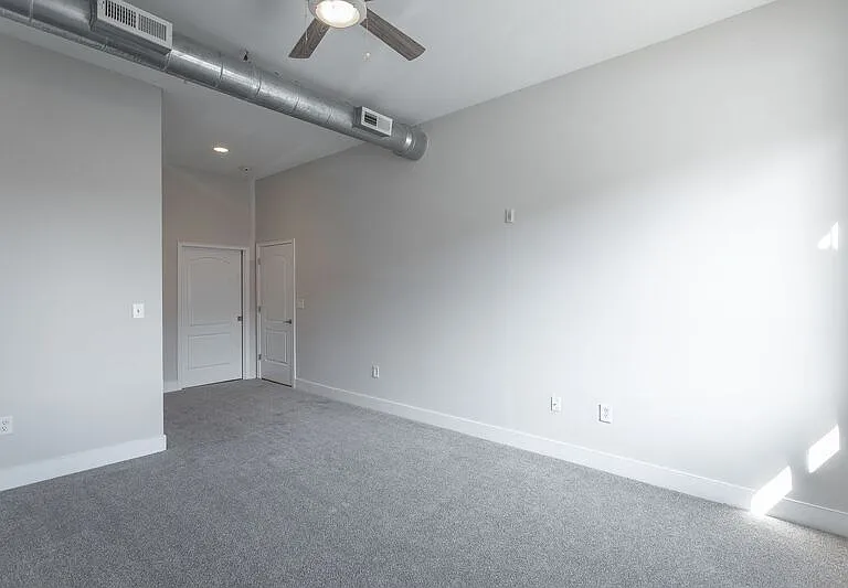 Southside Flats — Photo 11