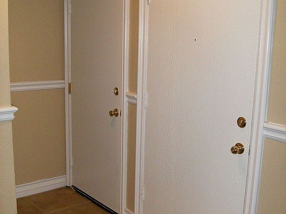 2nd image of 12916 Foreman Ave