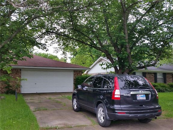 2nd image of 2726 McCarley Dr