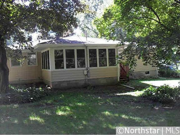 3rd image of 6824 Knoll Street N