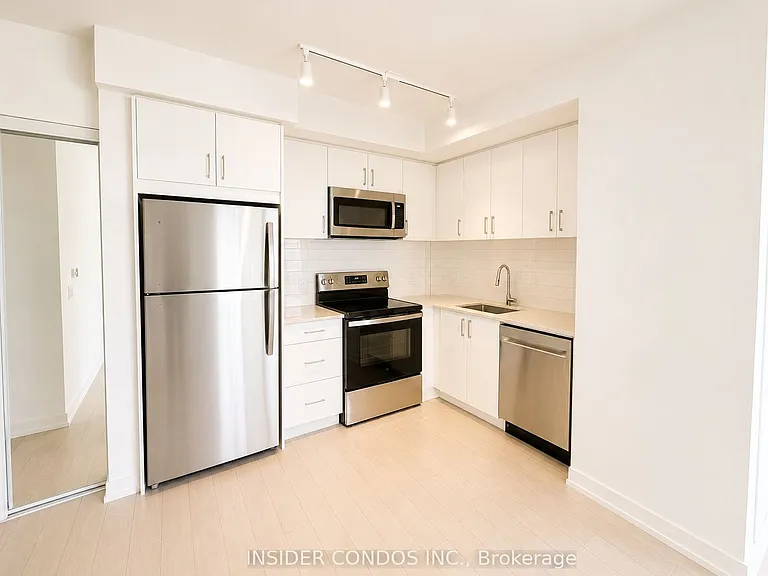 4010 Eglinton Ave W #602 — Photo 7