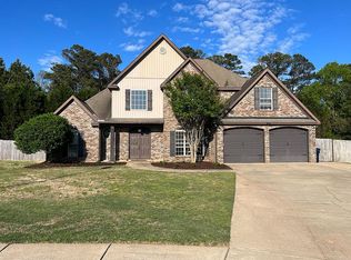 11328 Kensington Ln, Northport, AL 35475
