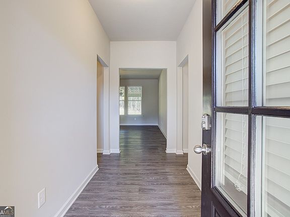 4th image of 240 Cochin Dr