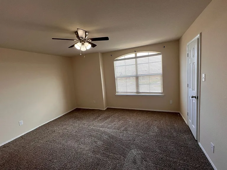 2520 Dante Ct — Photo 22