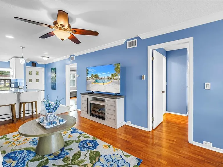 9224 Mission Oaks Blvd — Photo 17
