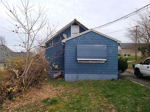 3rd image of 23 Glenora Dr
