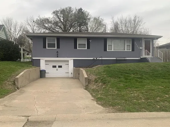 3335 Jackson St, Saint Joseph, MO 64507