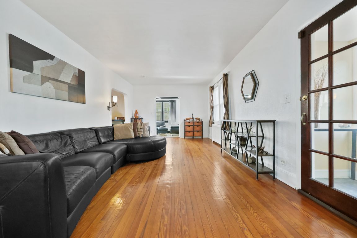 next background image