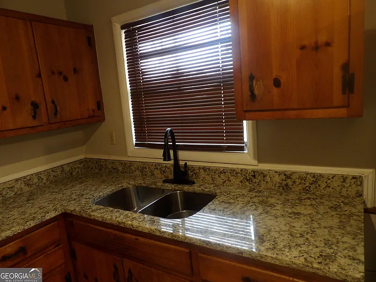 5261 Heather Ln — Photo 5