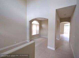 3147 N 34th St, Hollywood, FL 33021