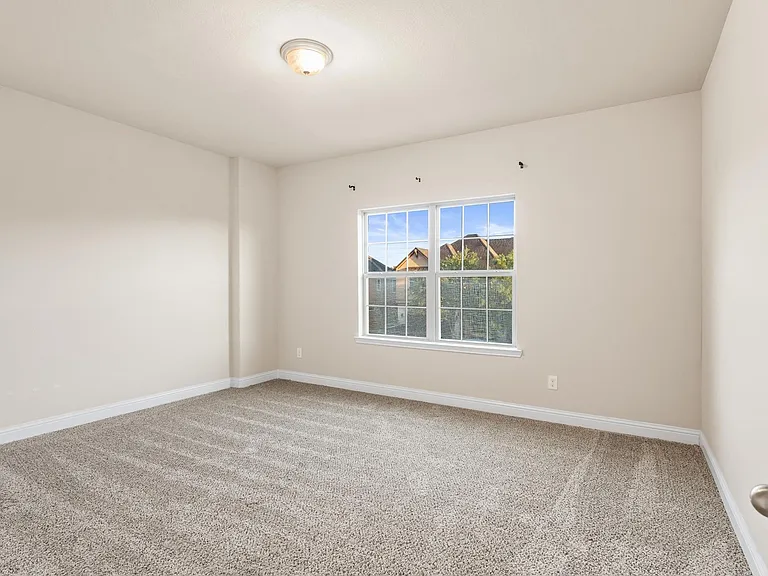 9615 Eden Ridge Ln — Photo 28