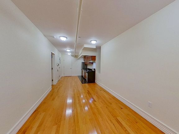 2nd image of 65 W 106th St #Bas