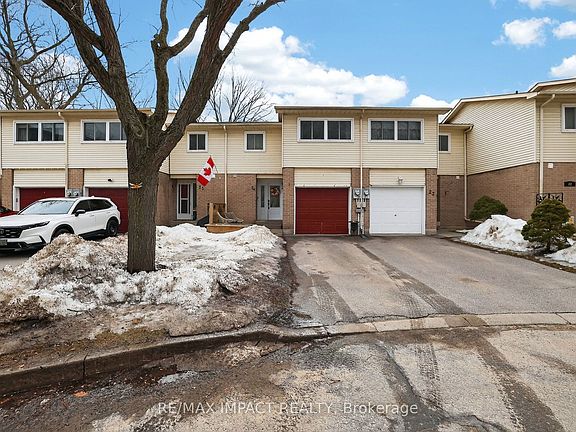 3rd image of 1133 Ritson Rd N