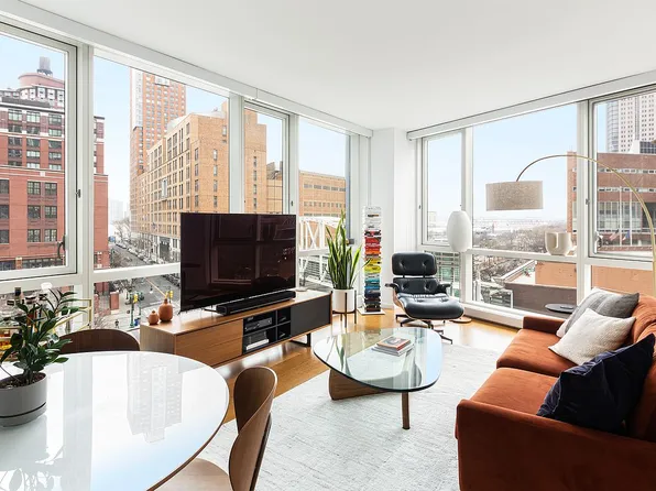 200 Chambers St APT 5D, New York, NY 10007