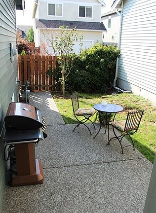 2nd image of 2320 88th Dr NE