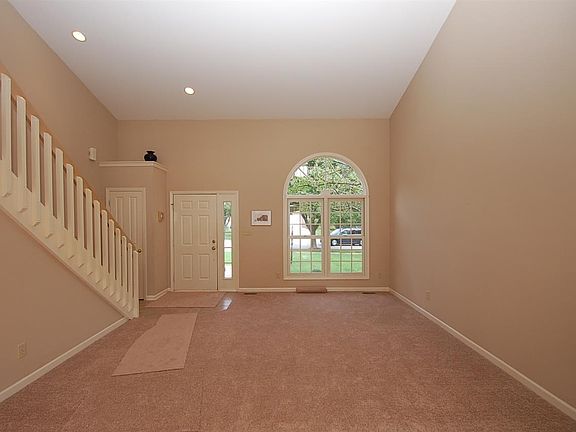 3rd image of 3842 E Tamarron Dr