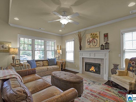 4th image of 3624 Village Center Ln