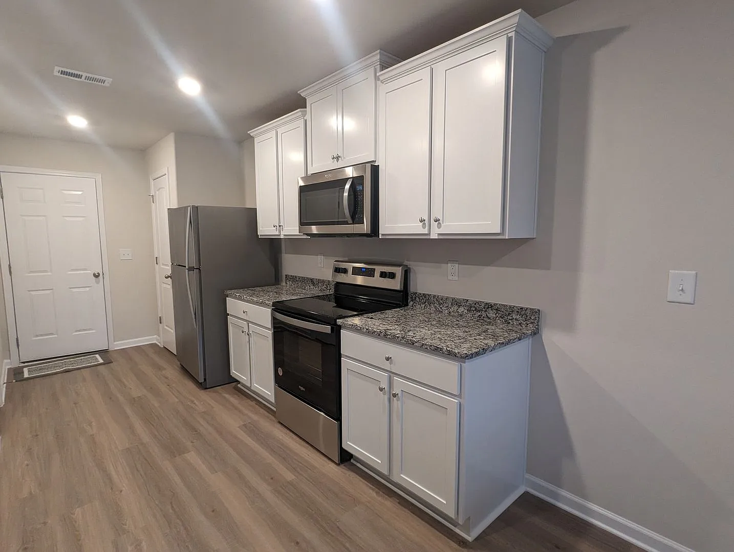 Room in 3 Bedroom Home at Nia Rd — Photo 4