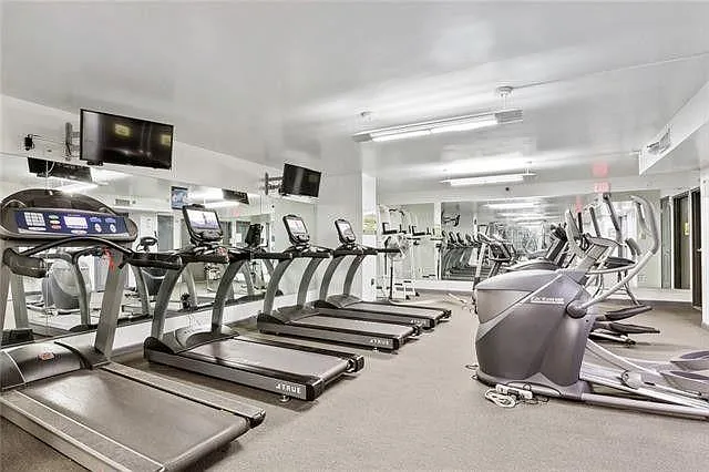 600 E Admiral Blvd #304 — Photo 12