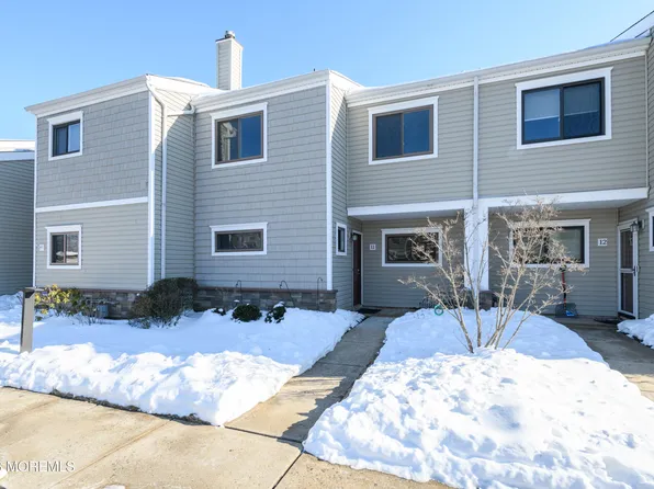 11 Ann Court, Tinton Falls, NJ 07724