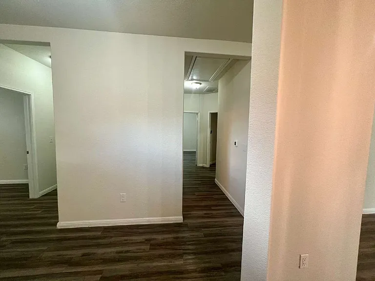 104 Moravia Rd — Photo 31