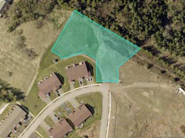 Mapleview Dr, Hampton, NB E5N 0A6